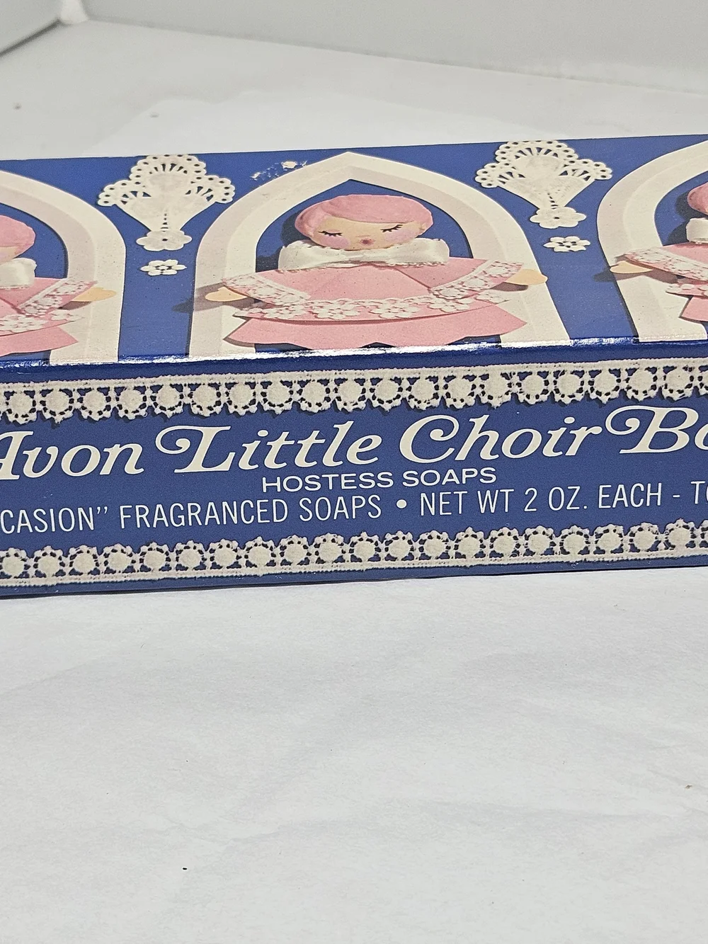 Avon Little Choir Boys Hostess Soap Set - Pink & Blue